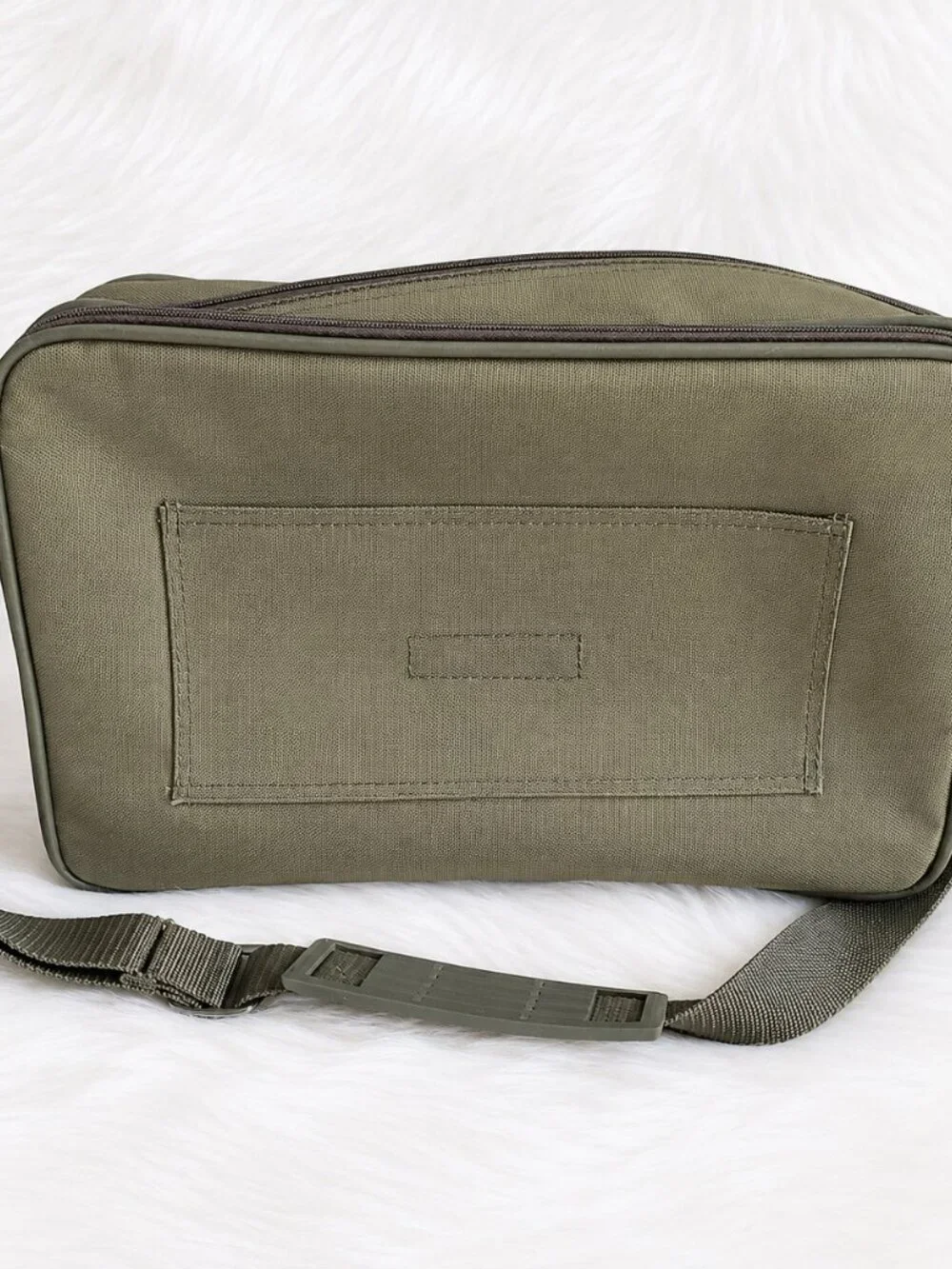 Atlantic Vintage Olive Green Traveler Garment Expandable Carry On Duffle Bag